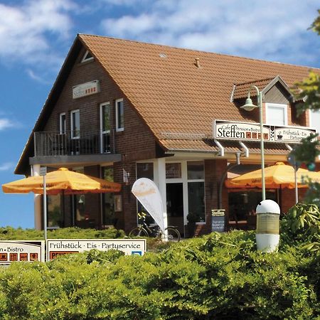 Cafe Pension Steffen Sanitz Bagian luar foto