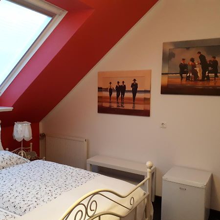 Cafe Pension Steffen Sanitz Bagian luar foto