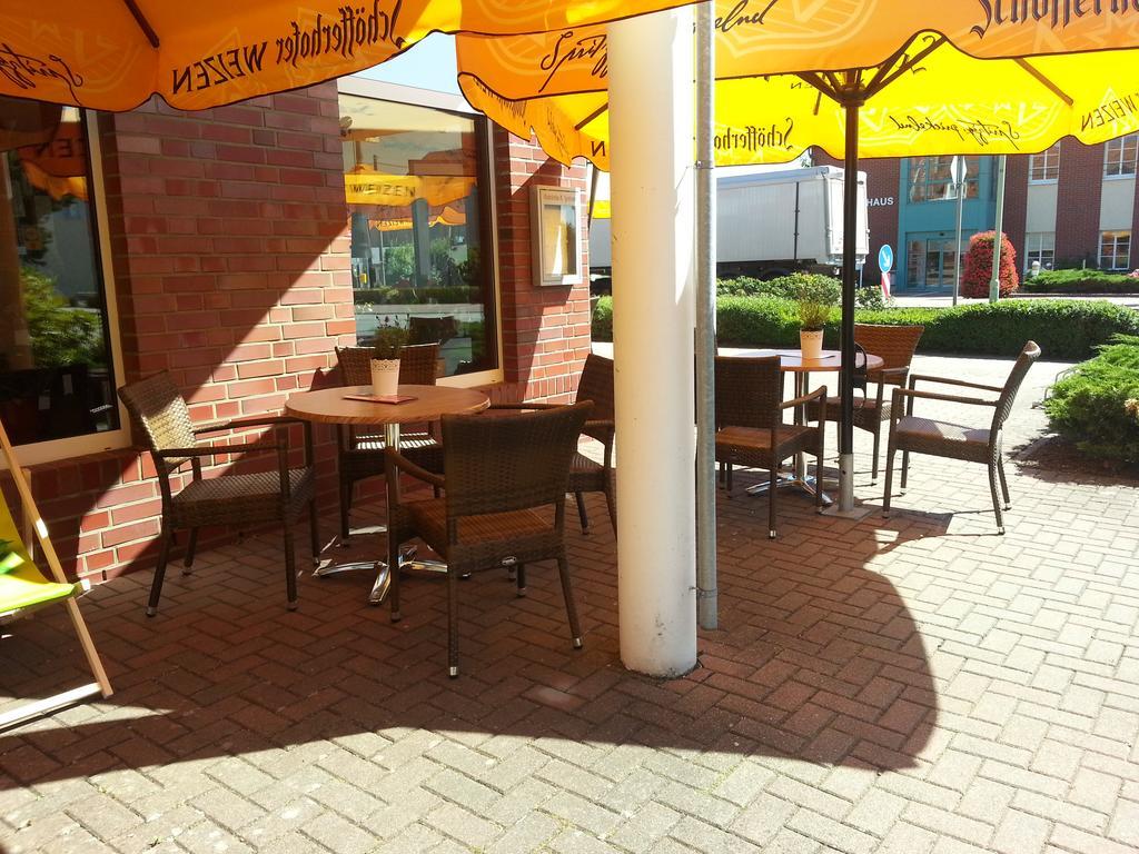 Cafe Pension Steffen Sanitz Bagian luar foto